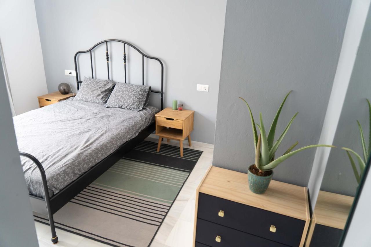 Central Penthouse With Large Private Terrace, 2 Bd Appartement Tarifa Buitenkant foto